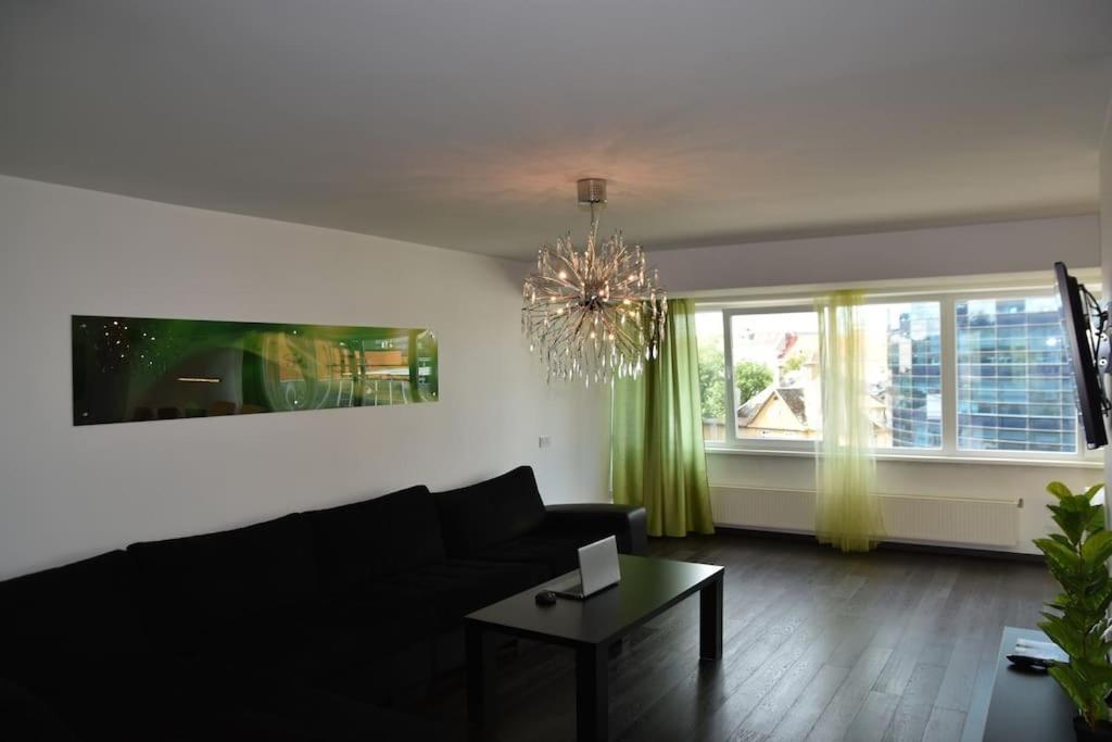 Apartment Kahe Magamistoaga Ja Suure Elutoaga 3-toaline Korter Vaatega Tallinna Aerikeskusele *